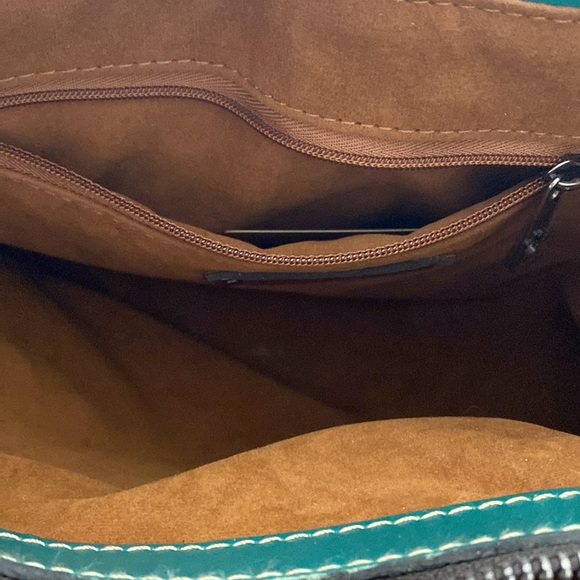 Patrica Nash never used has 2 sides with zipper compartment Teal straw bag - Picture 7 of 9